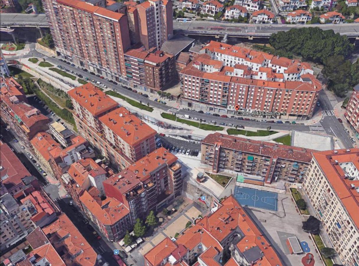 Calida Vivienda Turistica Centrica Junto Al Funicular Y Metro Apartment Bilbao Exterior photo